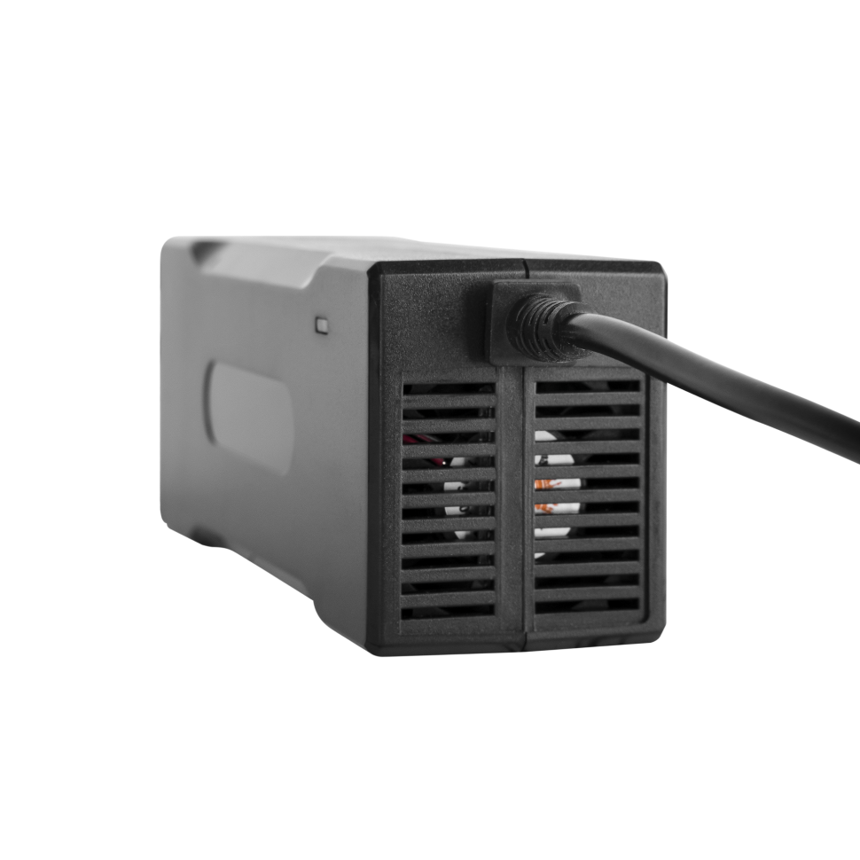 Зарядное устройство для аккумуляторов LiFePO4 LogicPower 24V (29.2V)-4A-96W-C13 Зарядное устройство для аккумуляторов LiFePO4 LogicPower 24V (29.2V)-4A-96W-C13