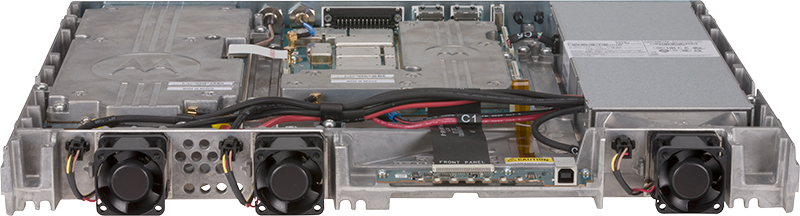 Ретранслятор двусторонней радиосвязи Motorola MOTOTRBO SLR 5500 UHF (MDR1OQCGANQIAN) Ретранслятор двусторонней радиосвязи Motorola MOTOTRBO SLR 5500 UHF (MDR1OQCGANQIAN)