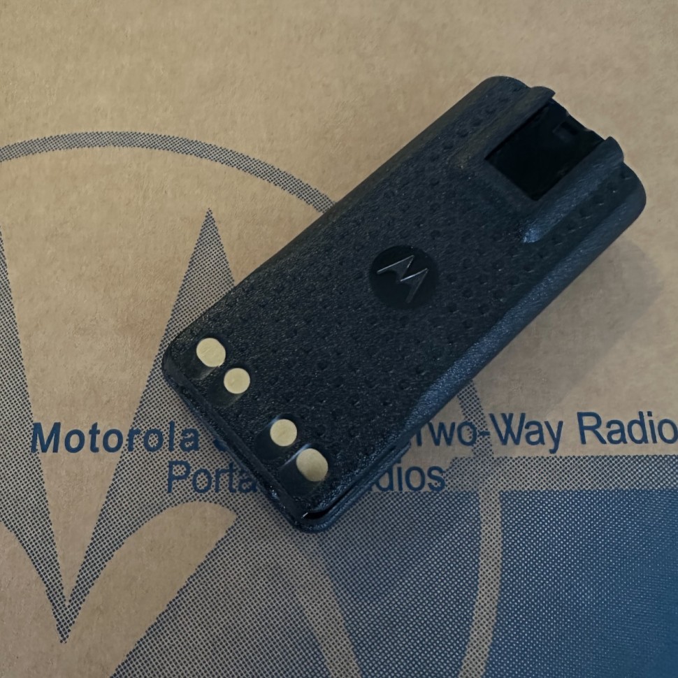 Аккумуляторная батарея Motorola PMNN4543A 2450mAh для раций DP4400/4600/4800 (UA CERT) Аккумуляторная батарея Motorola PMNN4543A 2450mAh для раций DP4400/4600/4800 (UA CERT)